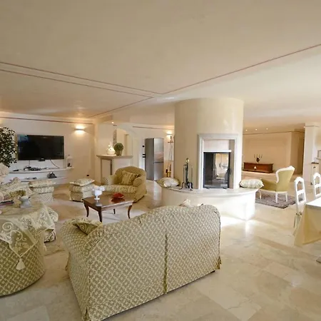 Caiano Giglio Villa