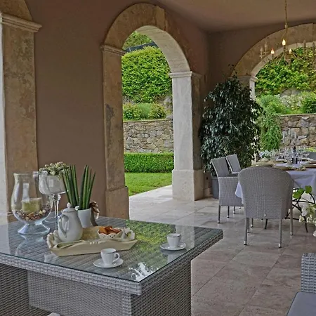 Villa Caiano Giglio
